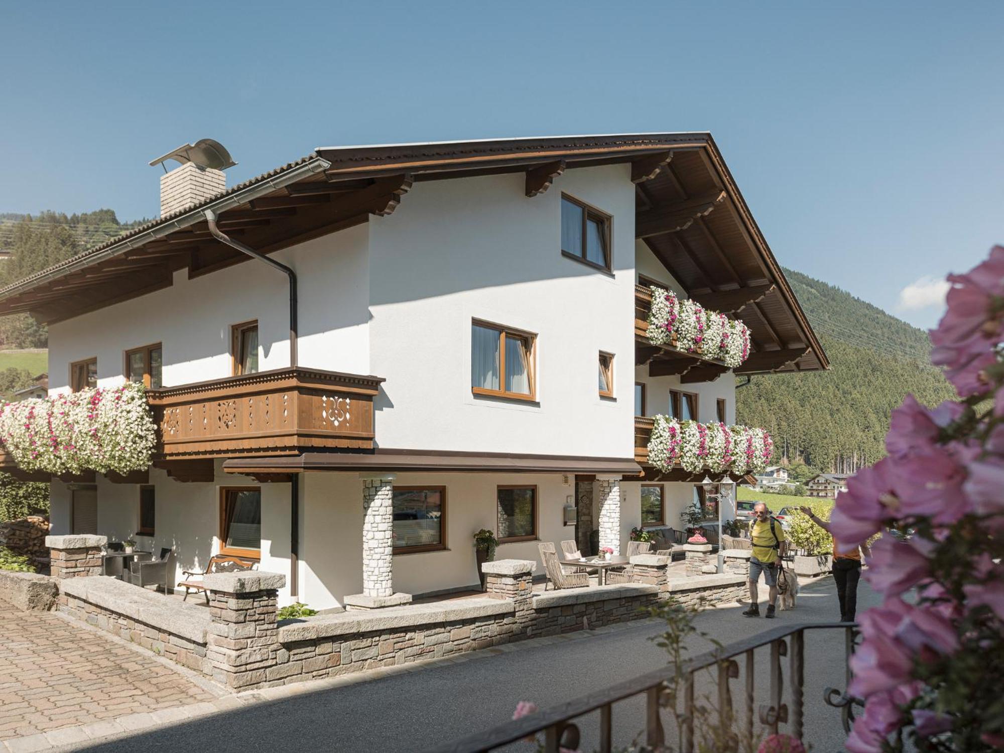 Haus Christine Hotell Ried im Zillertal Eksteriør bilde